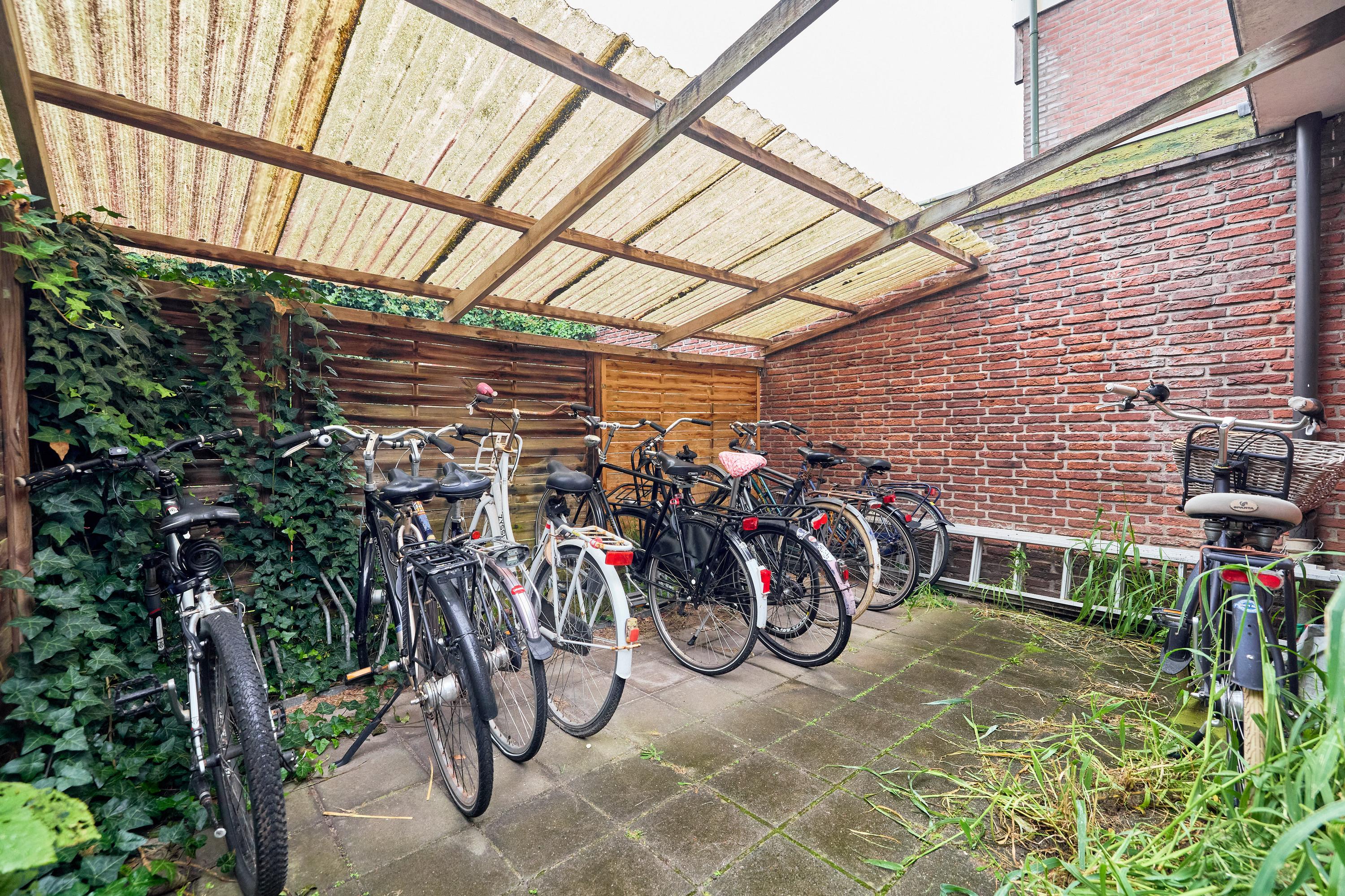Tussenwoning te koop: sweder van zuylenweg 6-2, Utrecht